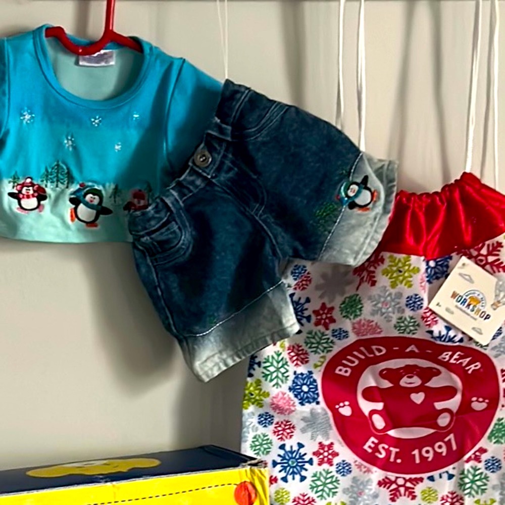 Build A Bear Winter Theme 5 Piece Holiday Outfit Accessories Gift Bag Bundle